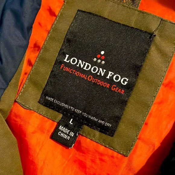 London Fog Puffer Vest - Picture 3 of 3